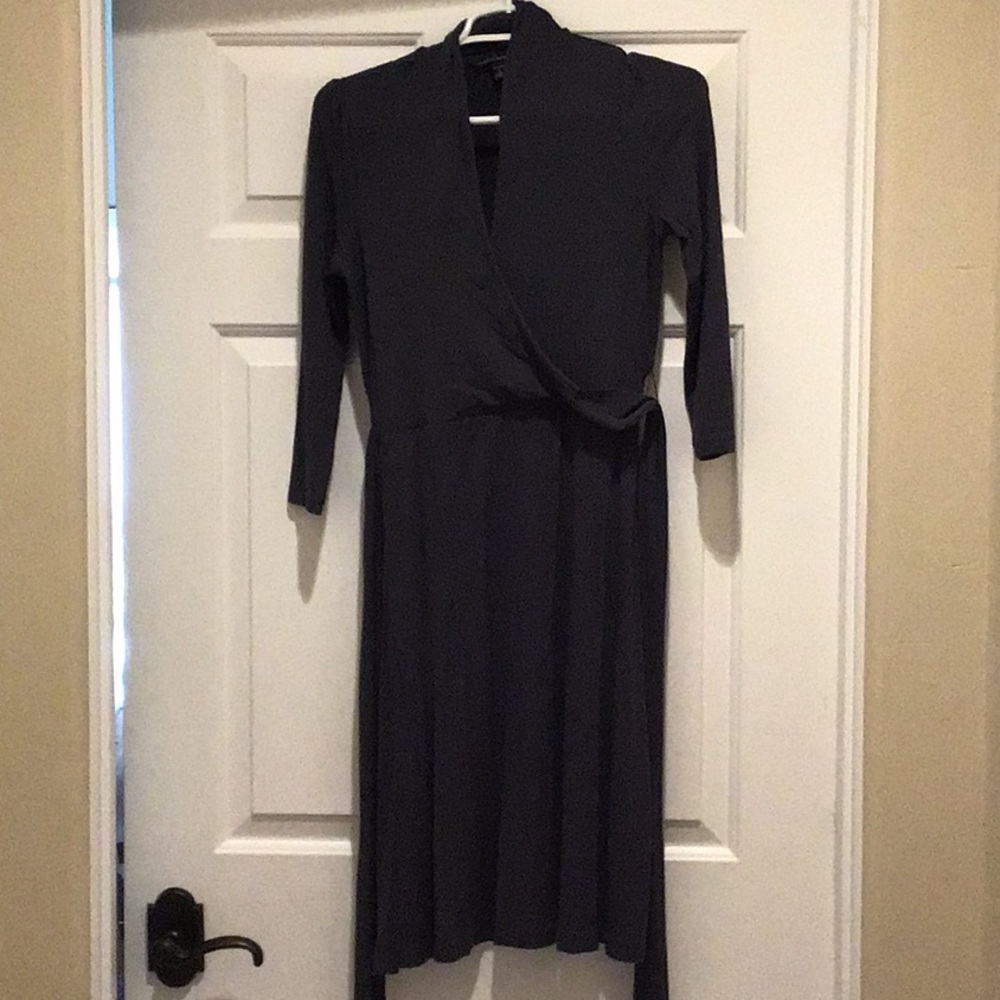 Banana Republic wrap style dress in a grey/blue color.